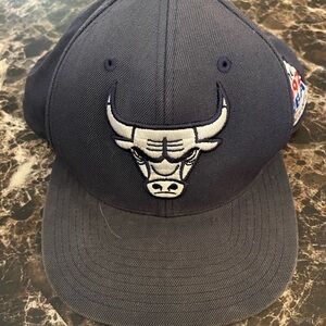 Chicago Bulls rare vintage 1992 play offs hat Mitchell & Ness